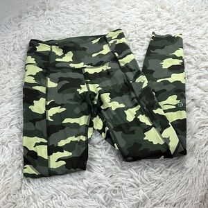 Lululemon Fast and Free Tight 25" *Non-Reflective Nulux Heritage 365 Camo Crispi